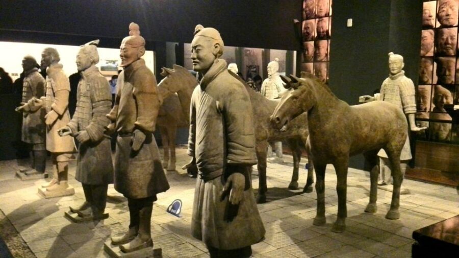 1 Day Beijing to Xi'an Terracotta Warriors Tour by Air - Price and Logistics: When $199 Feels Fair