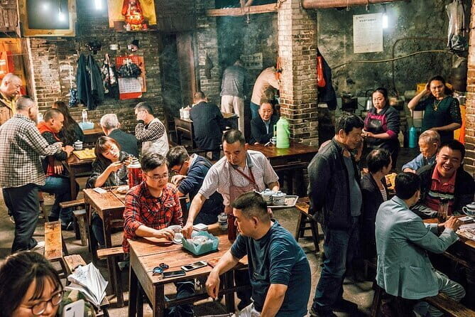 1 Day Chongqing Megacity Walking Tour - Chongqing in seven hours: what this day gets right