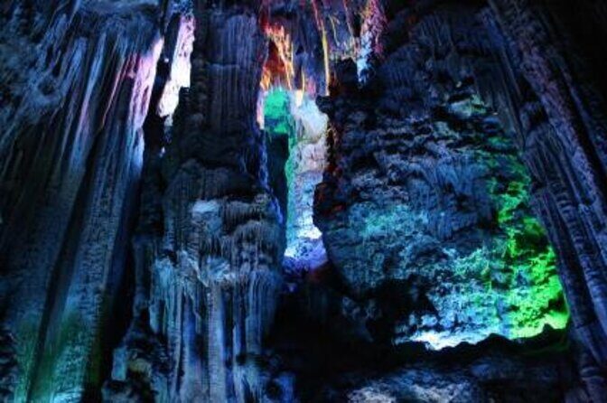 1-Day Guilin Tour to Reed Flute Cave, Xianggong Hill, Bamboo Boat and Night Show - Quick Hits Before You Go