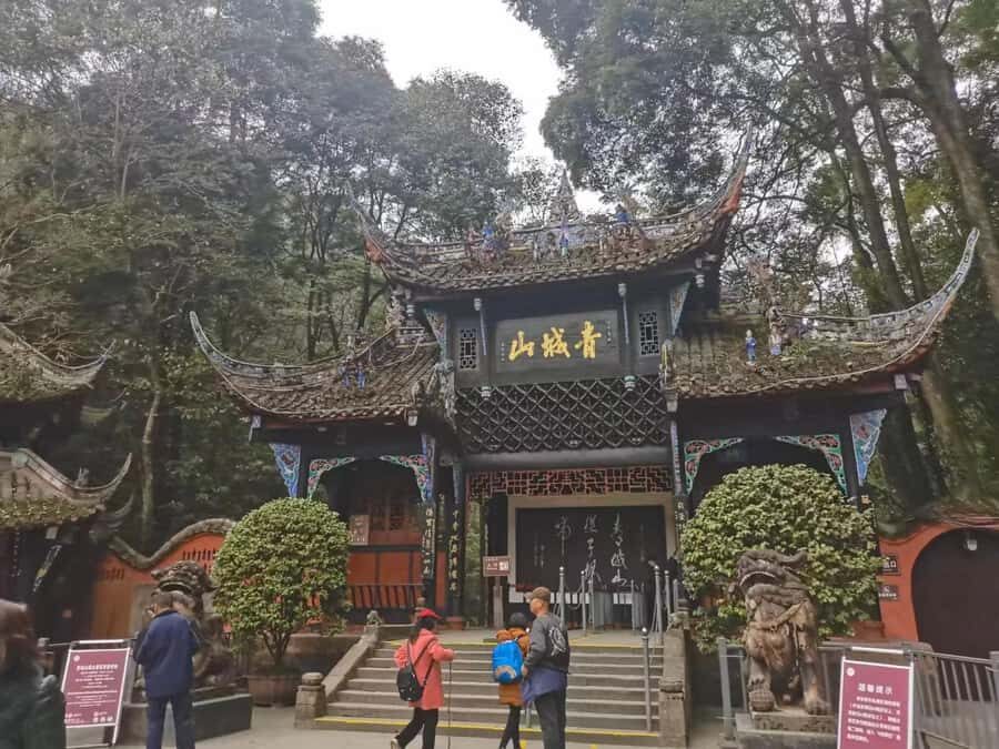 1-Day Mount Qingcheng and Dujiangyan Irrigation System Tour - Key things to know before you go