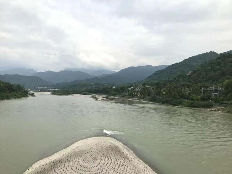 1-Day Mount Qingcheng and Dujiangyan Irrigation System Tour - Gondola Lines, Pacing, and How to Avoid Day-Trip Frustration