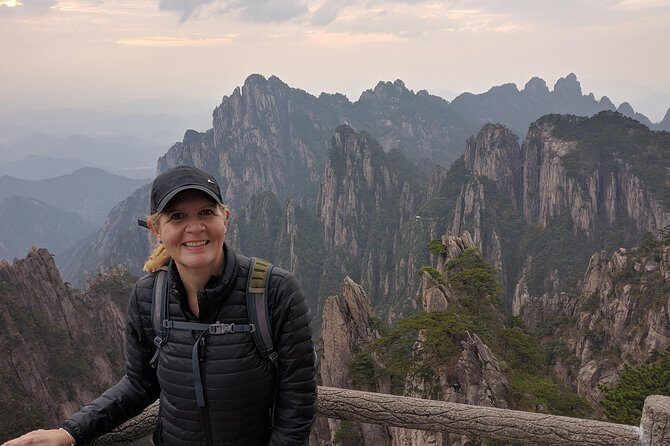 1-Day Mt. Huangshan Tour with Optional Hongcun & Xidi Village - Price and value: what $127 really buys