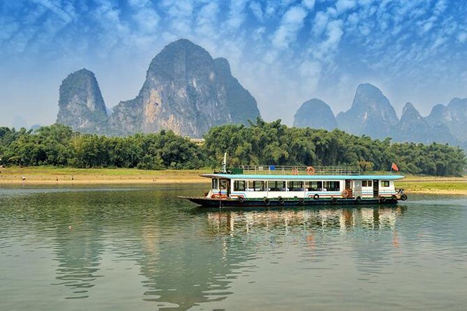 1 Day Private Tour: Li River Cruise from Guilin & Yangshuo Biking - How the private guide level-up changes the day