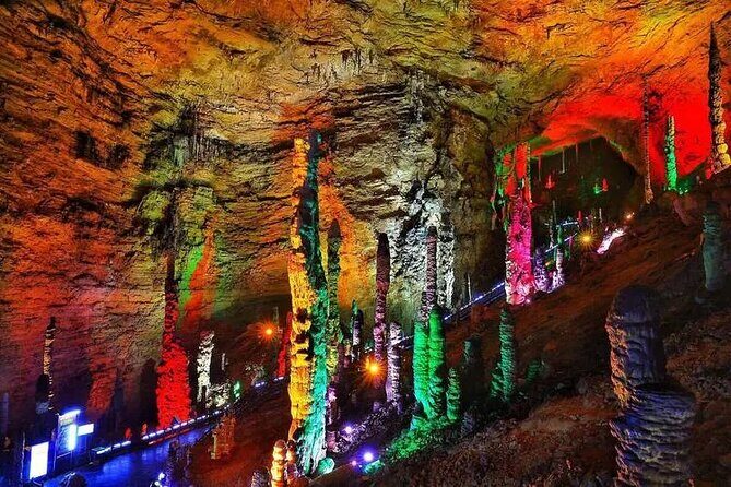 1-Day Private Tour to Glass Bridge & Yellow Dragon Cave - Zhangjiajie Grand Canyon Time: Gorges Above, Activities Along the Way