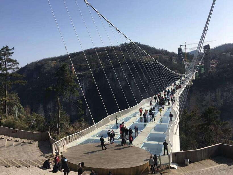1-Day Private Tour to Zhangjiajie Highlights - Tianzi Mountain: the cable car ride and the payoff