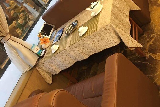1 Day Relaxing Li River Cruise Private Tour with the 4 Star Luxury Boat VIP Room - From the Water to Yangshuo: West Street in About 30 Minutes