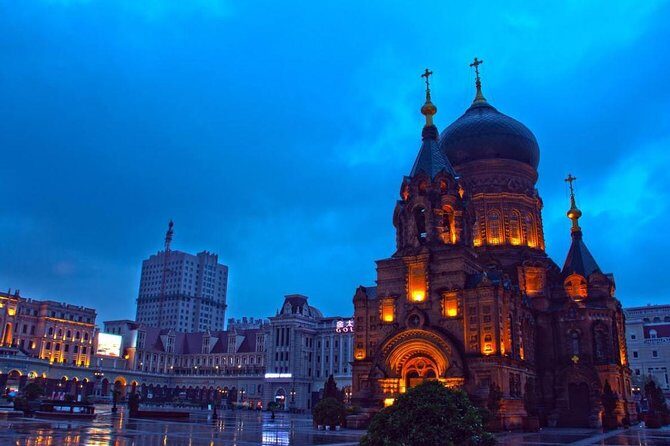 2-Day Harbin City Private Tour in Your Way in Winter Season - Day 1: Sun Island winter festivals and the big nighttime ice show