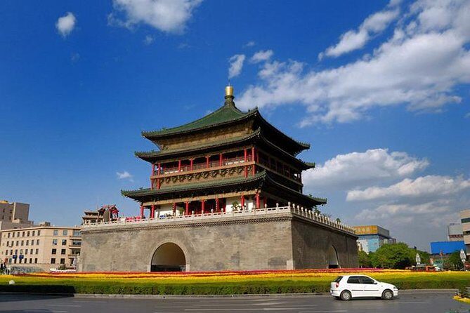 2-Day Highlights Xi'an Private Tour Combo Package: Terracotta Warriors and City Sightseeing - Bell Tower and Drum Tower Square: timekeeping in the old days