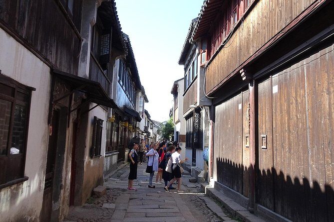 2-Day Private Hangzhou Tour from Shanghai - Meijiawucun tea village: calm with a small fitness catch