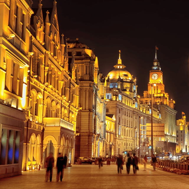 2 Day Private Shanghai Skyline to Watertown & Suzhou Garden - The train step between cities: where your time actually matters