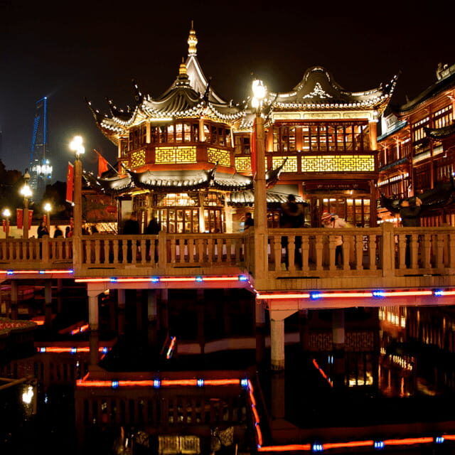 2 Day Private Shanghai Skyline to Watertown & Suzhou Garden - Tiger Hill Pagoda: a landmark stop with story weight