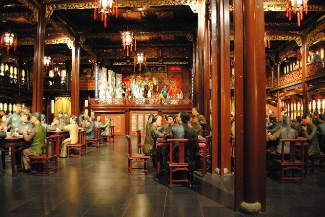2-Day Shanghai Highlight Tour Combo Package - Day 1 in Shanghai: History Museum, People’s Square, and Nanjing Road