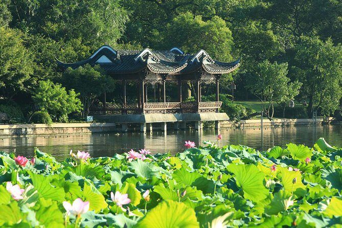 2-Day Unlimited Private Trip to Suzhou and Hangzhou by Bullet Train from Shanghai - Day 1 in Suzhou: Humble Administrator’s Garden sets the mood