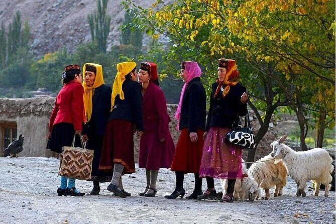 2 Days Tashkurgan Private Tour from Kashgar with Accommodation - Weather and timing: when the mountains control the schedule