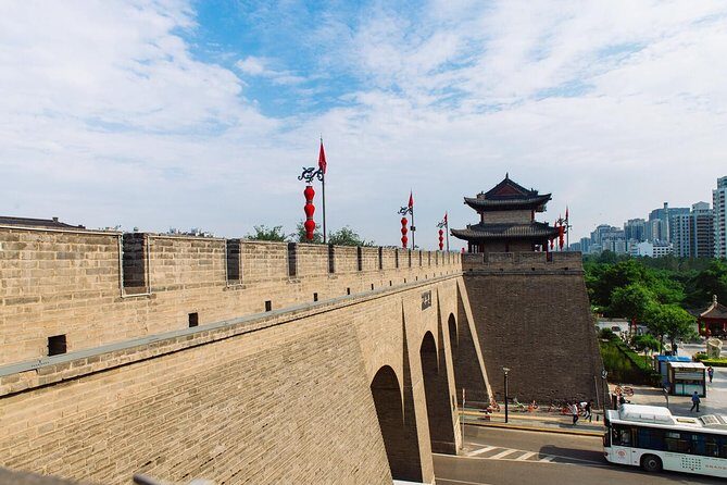 2 Days Xian Private Tour from Chengdu by Bullet Train - The big win: Chengdu to Xian by bullet train, with hotel pickup