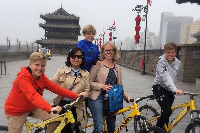 2-Days Xi'an Private Tour with night tour - Morning Start: Terracotta Warriors Museum (Day 1, Stop 1)
