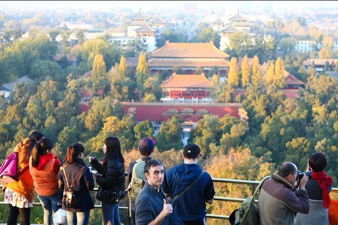 2-Hour Beijing Private Jingshan Coal Hill Park and Beihai Park Walking Tour - Jingshan (Coal Hill) Park: Locust Tree to rooftop views