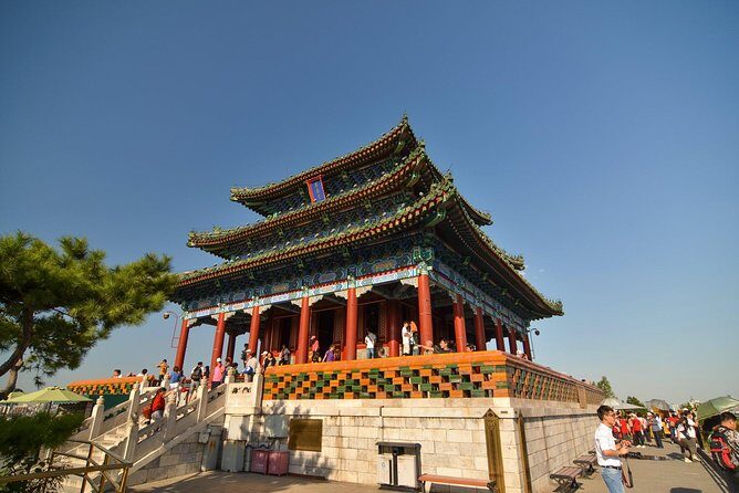 2-Hour Beijing Private Jingshan Coal Hill Park and Beihai Park Walking Tour - Who this tour suits best