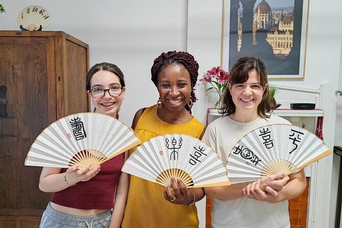 2-Hour Chinese Calligraphy with an Artist in Shanghai, China - Meet Lucie and Settle Into a Small-Group Studio