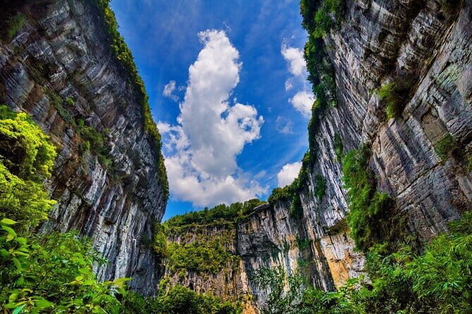 2Day Wulong Karst Park+Dazu Carvings World Heritage Private Tour - Jiefangbei Square Stop: A Quick Downtown Reset