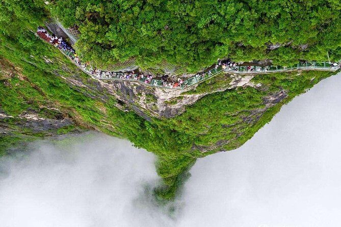 3-Day "A Bite" Of Mysterious West Hunan Tour (Zhangjiajie+Fenghuang) - Golden Whip Brook: A Flat Walk in a Canyon
