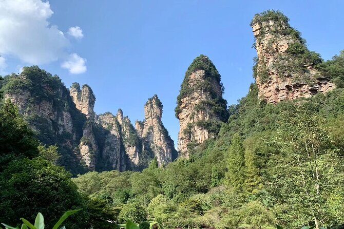 3-Day Private Zhangjiajie Discovery Tour with Glass Bridge - Pickup timing and the best hotel area (so Day 1 starts right)