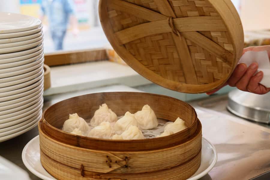 3-hour breakfast walking tour in former French Concession - Breakfast in Shanghai’s former French Concession: the setting matters