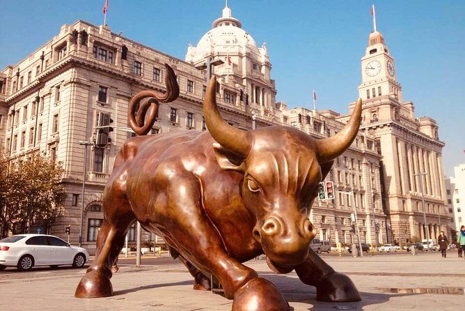 3-Hour Private Tour: The Bund and Shanghai Tower - Should you book this private Bund and Shanghai Tower tour?