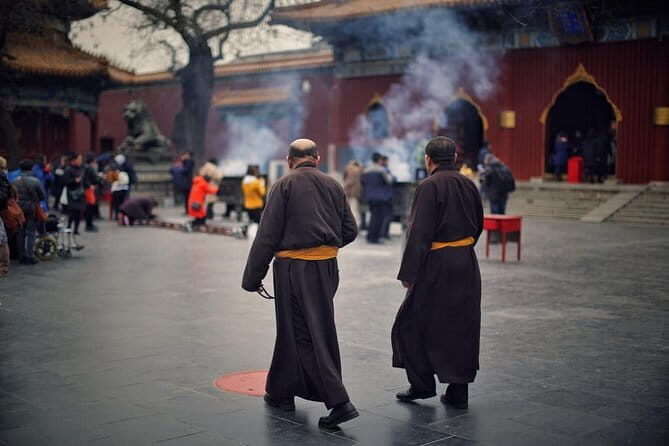 3-Hour Private Walking Tour including Monk Blessing Ceremony at Lama Temple - Lama Temple (Yonghegong): the monk blessing is the main event