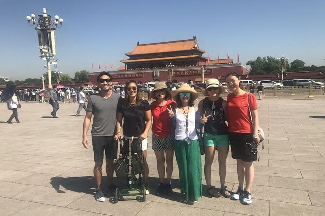 3-Hour Private Walking Tour including Monk Blessing Ceremony at Lama Temple - Timing, meeting points, and getting around without stress