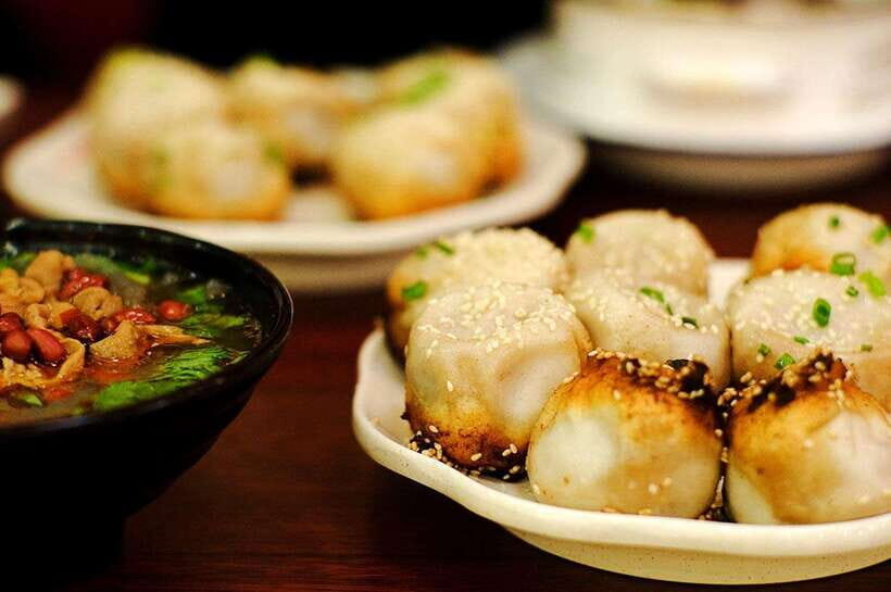 3-Hour Shanghai Street Food Tasting & Old Town Private Tour - Why Shanghai street food works best with a private guide