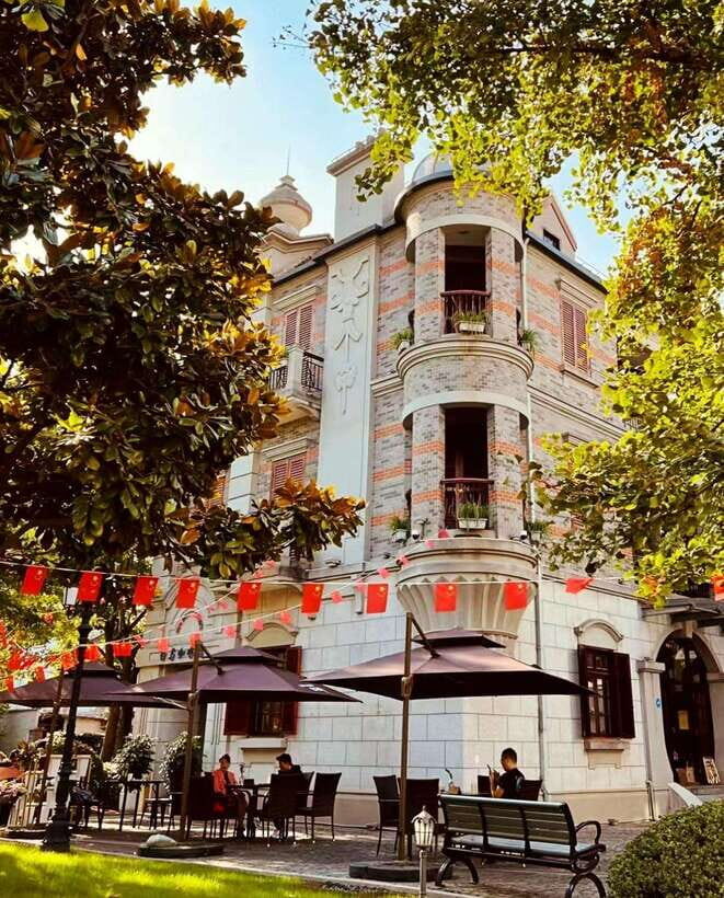 3-Hour Shanghai Street Food Tasting & Old Town Private Tour - Off-the-beaten back streets: the point isn’t just food