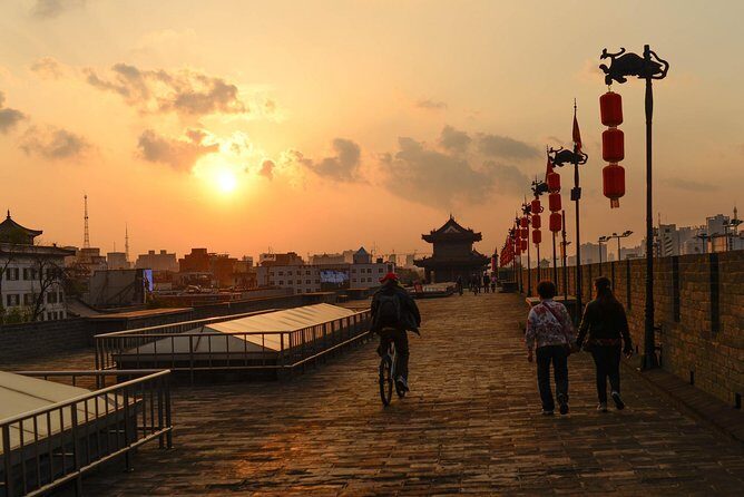 4 Days Xian Private Tour - Day 2: Terracotta Warriors, Ming City Wall, and Snack Time in the Muslim Quarter