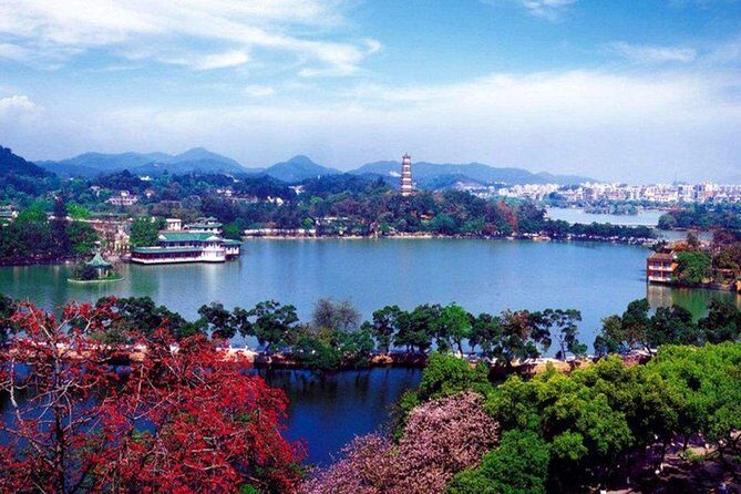 4-Hour Hangzhou City Private Customized Tour with Options - Lingyin Temple: big architecture, complex layouts, and smart pacing