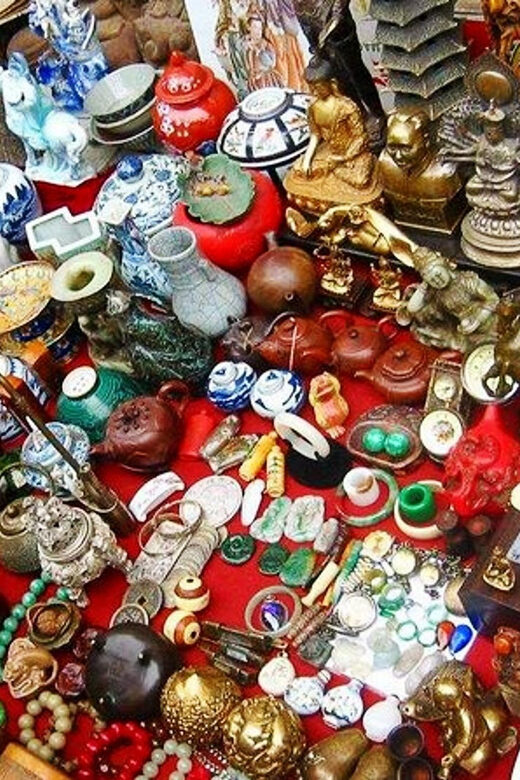 4-Hour Private Shanghai Shopping Tour with Local Expert - Food Planning: You’ll Need to Add Your Own Stops
