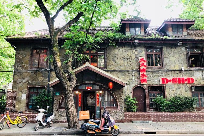 4-Hour Private Shanghai Walking Tour of Former French Concession - Hotel pickup and taxi time: easy logistics, not a van parade