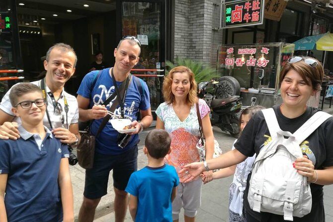 4-hour Private Xi'an Old Downtown Highlights Walking Tour - City Wall (Chengqiang): South Gate, local life, and wall-top views