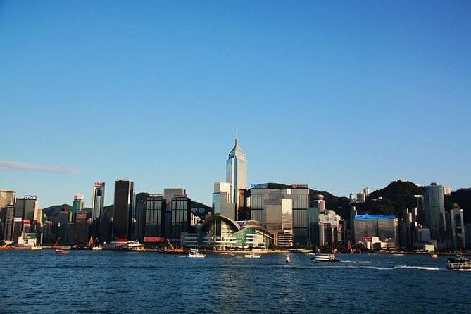 4-Hour Shanghai City Private Tailor-Made Tour with Dim sum Tasting - Pudong Skyline Option: Modern Towers When Time Allows