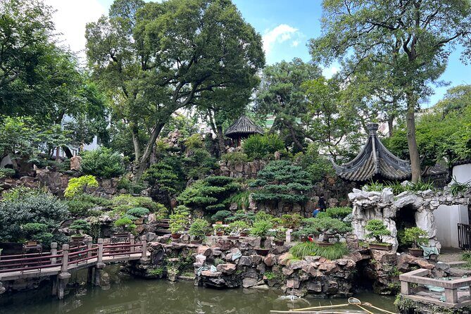 4-Hour Shanghai Highlight Tour: Yu Garden and Jade Buddha Temple - What you’re really paying for: $99 with entrance fees and hotel pickup