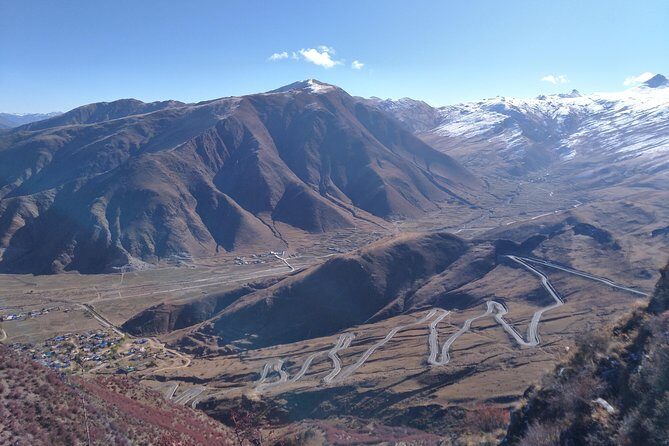 6 Days Central Tibet Culture Small Group Tour - Day 1 in Lhasa: Quiet Arrival, Potala Square Photos, Then Sleep