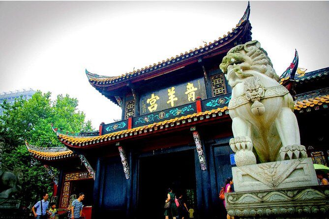6-Hour Private Chengdu City Walking Tour with Tea Tasting - A calm, well-timed private tour that starts with Daoism