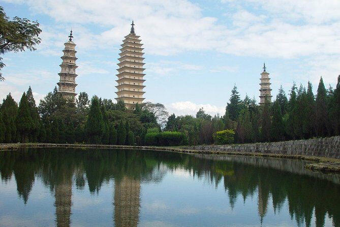 8-Day Private Yunnan Tour to Kunming, Dali, Lijiang and Shangri-La - High-speed train to Dali: saving time without losing the flow