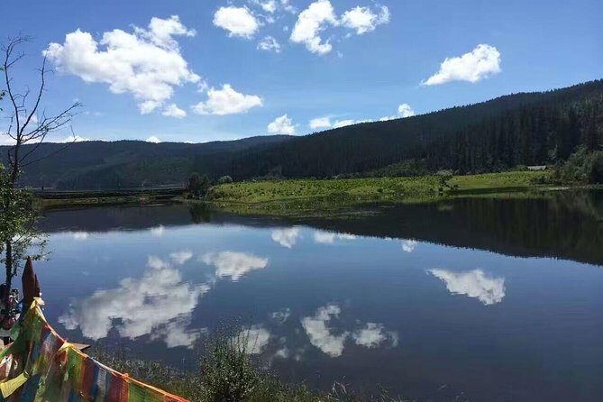 8-Day Private Yunnan Tour to Kunming, Dali, Lijiang and Shangri-La - Baisha Village murals, Dongba culture, and Jade Spring Pool: Naxi identity in plain view