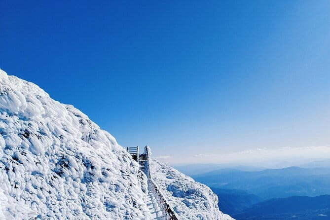 8 Days Private Yunnan Highlight Tour - Dali Old Town and the art of not rushing