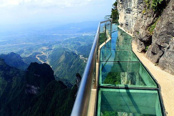 All-inclusive 4-Day Private Zhangjiajie Tour Includes Glass Bridge& Evening Show - Meeting up and moving around: private ride outside, shuttles inside