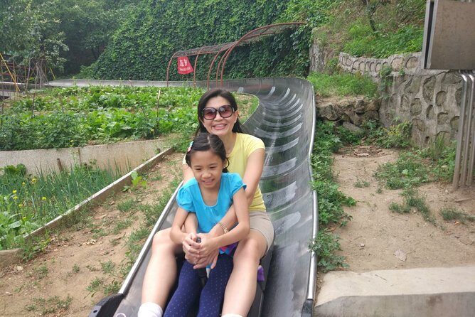 All-inclusive Day Tour: Mutianyu Great Wall & Beijing Panda Zoo with Local Lunch - Two top Beijing stops, one smooth day