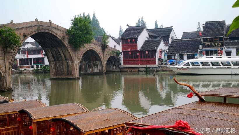 All-inclusive Half-day Private Tour To Zhujiajiao Water Town - Guide Bill’s Storytelling Connects Past to Present