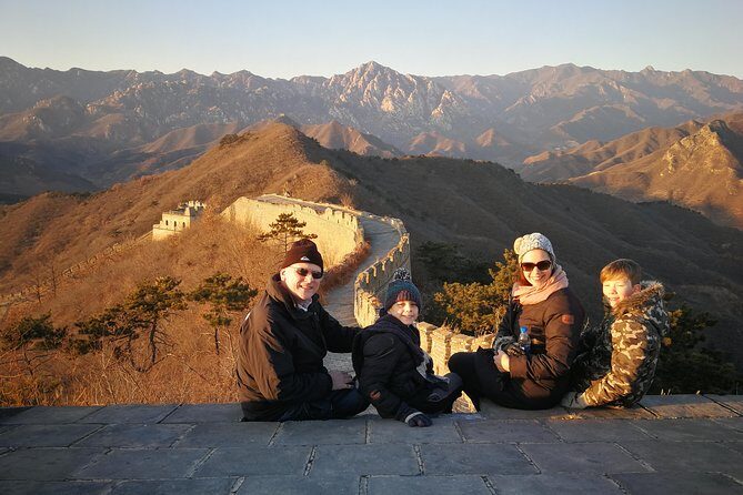 All-inclusive Hiking Tour-Xishuiyu Great Wall to Huanghuacheng Water Great Wall - Stop 1: Xishuiyu Reservoir Scenic Area and the 4-hour Great Wall walk