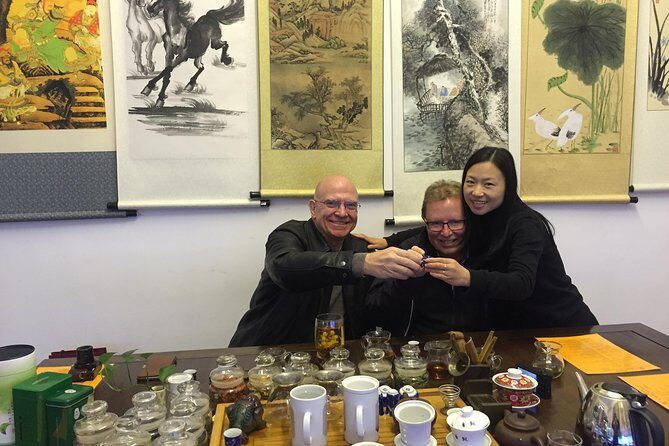 All-Inclusive Private Day Tour: Best Shanghai w/ River Cruise - East Nanjing Road: shopping energy, pedestrian-style