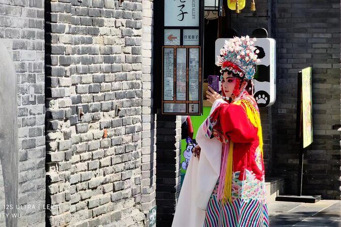 All Inclusive Private Day Tour of Chengdu Old Streets including City Top Attractions - Wenshu Yuan Monastery and Wenshufang Street: Old Chengdu in Two Textures